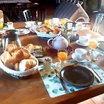 D'hotes La Fougeraie Bed & Breakfast