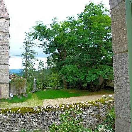 D'hotes La Fougeraie Bed & Breakfast 3*